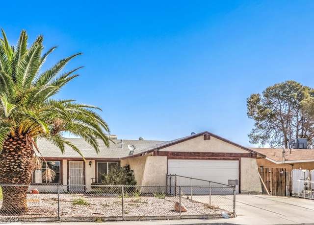 Property at 3948 Maple Hill Rd, Las Vegas, NV 89115, 4 beds, 2 baths