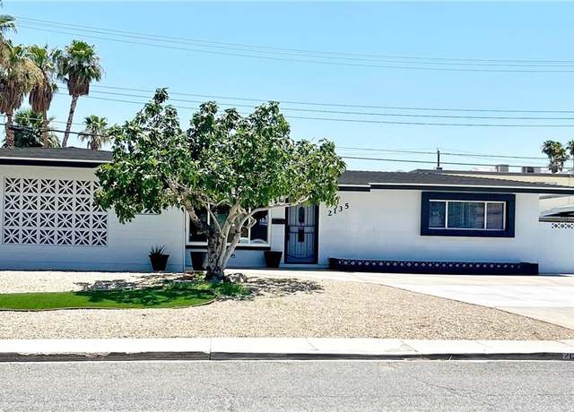 Property at 2135 Sombrero Dr, Las Vegas, NV 89169, 4 beds, 2 baths