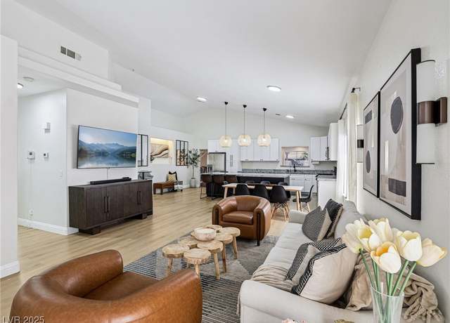 Property at 216 Highgate St, Henderson, NV 89074, 4 beds, 2 baths