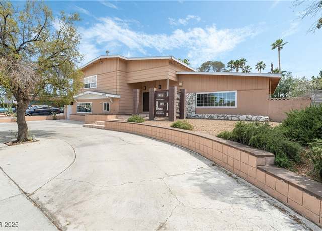 Property at 2809 Mason Ave, Las Vegas, NV 89102, 5 beds, 3.5 baths