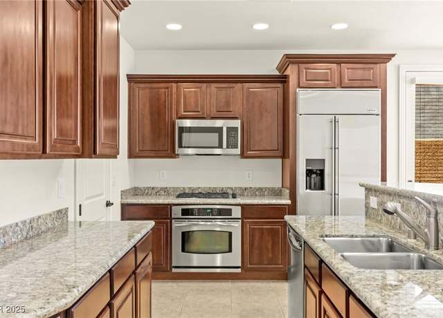 Property at 1252 Casa Palermo Cir, Henderson, NV 89011, 3 beds, 3 baths