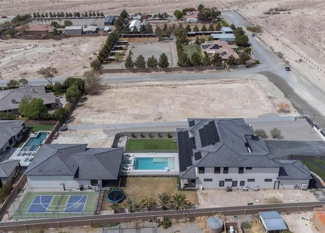 Property at 6265 Iron Mountain Rd, Las Vegas, NV 89131, 5 beds, 7.5 baths