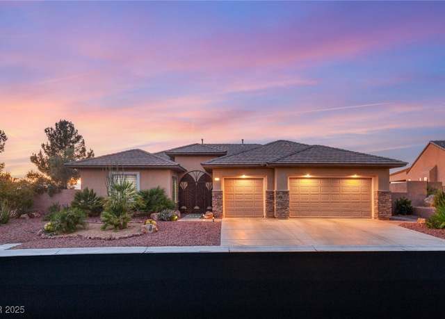 Property at 20 Kittansett Loop, Henderson, NV 89052, 4 beds, 3.5 baths