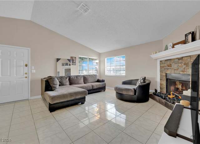 Property at 5420 Centurion Ct #202, Las Vegas, NV 89122, 2 beds, 1 bath