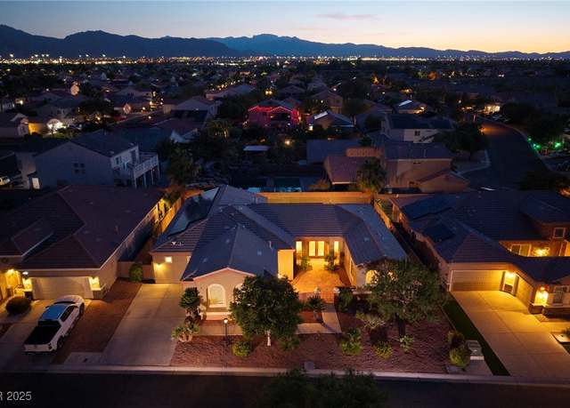 Property at 8149 Villa De La Playa St, Las Vegas, NV 89131, 4 beds, 4.5 baths