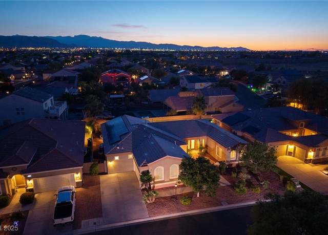 Property at 8149 Villa De La Playa St, Las Vegas, NV 89131, 4 beds, 4.5 baths