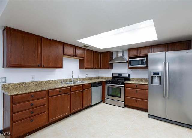 Property at 3719 Centennial Cir, Las Vegas, NV 89121, 3 beds, 2 baths