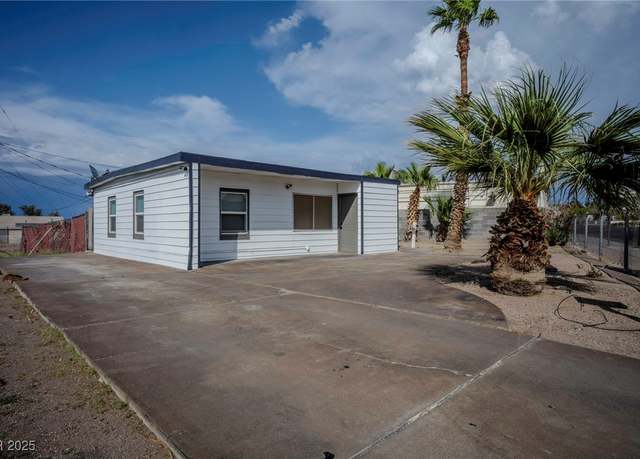 Property at 206 W Atlantic Ave, Henderson, NV 89015, 2 beds, 1 bath