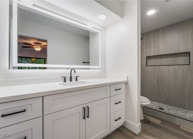 Property at 3260 Longford Way, Las Vegas, NV 89121, 3 beds, 2.5 baths
