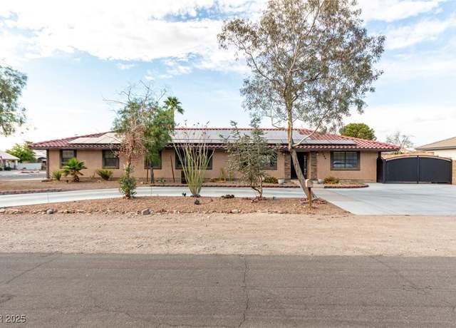 Property at 1500 Tumbleweed Dr, Henderson, NV 89002, 3 beds, 2.5 baths