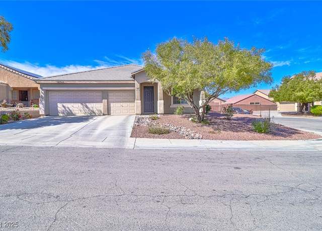 Property at 324 Moonlight Glow Ave, North Las Vegas, NV 89032, 4 beds, 2 baths