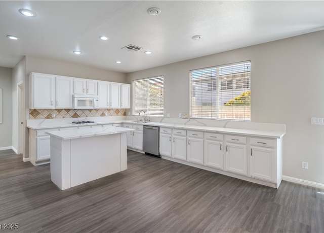 Property at 620 Bianca Bay St, Las Vegas, NV 89144, 5 beds, 3 baths