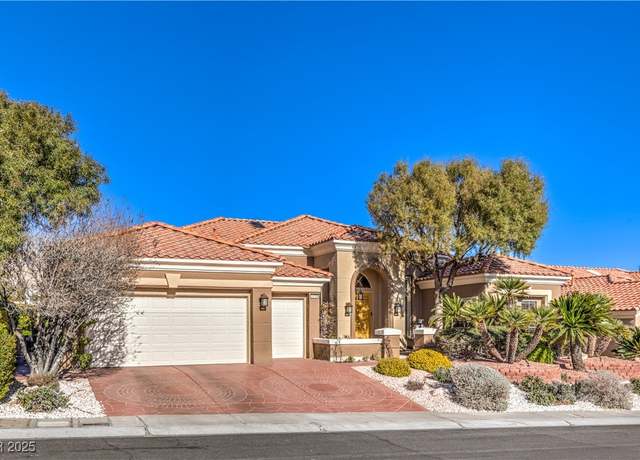 Property at 10700 Back Plains Dr, Las Vegas, NV 89134, 2 beds, 2.5 baths