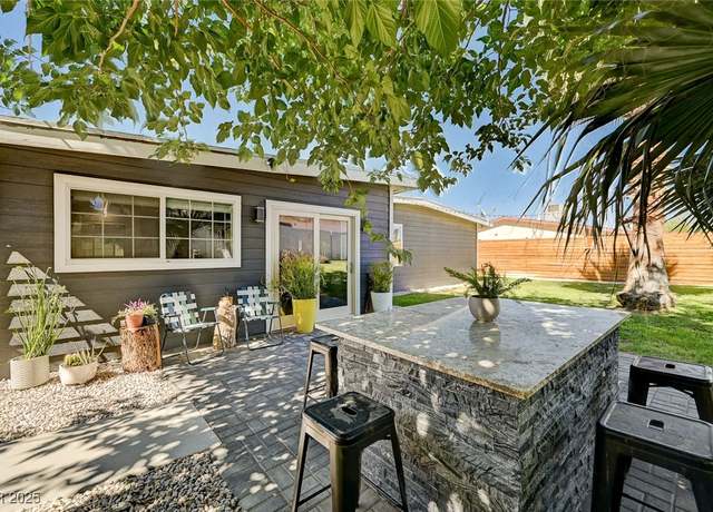 Property at 3013 Roseville Way, Las Vegas, NV 89102, 4 beds, 2 baths