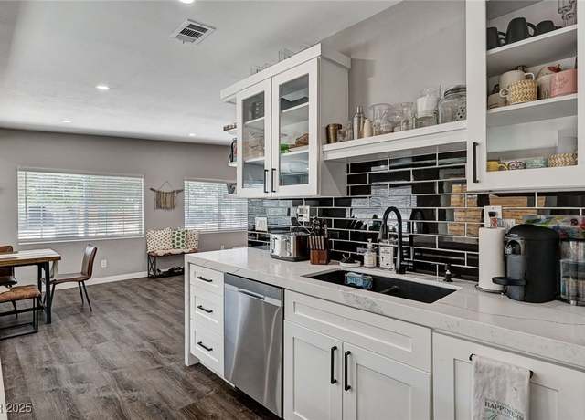 Property at 3013 Roseville Way, Las Vegas, NV 89102, 4 beds, 2 baths