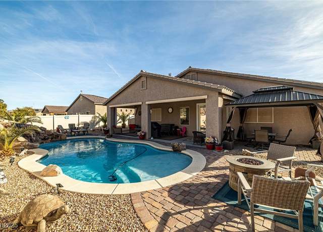 Property at 2540 E Sparrow Way, Pahrump, NV 89048, 4 beds, 3 baths