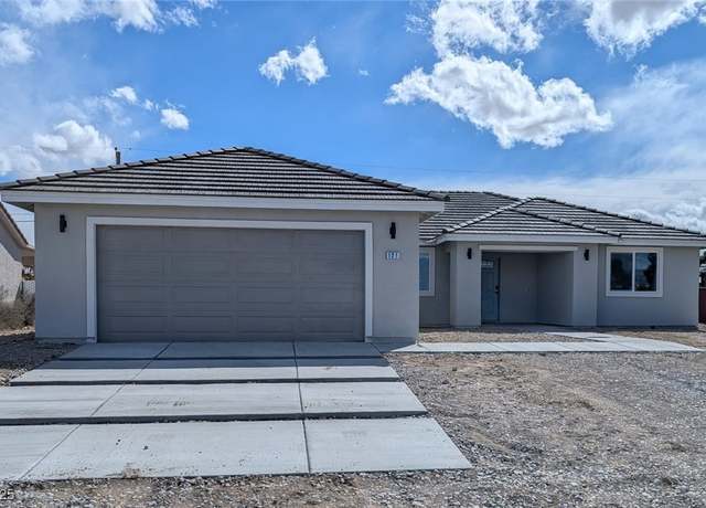Property at 121 Comstock St, Pahrump, NV 89048, 3 beds, 2 baths