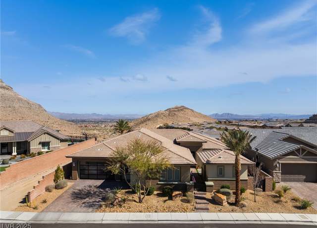 Property at 3120 Greenscape Ln, Las Vegas, NV 89138, 4 beds, 2.5 baths