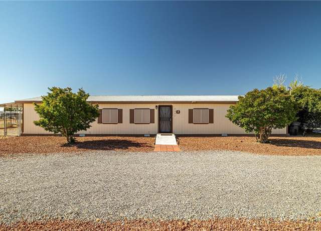 Property at 4931 E Comanche Dr, Pahrump, NV 89061, 4 beds, 2 baths