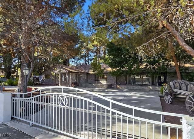 Property at 5159 N Monte Cristo Way, Las Vegas, NV 89149, 4 beds, 4 baths
