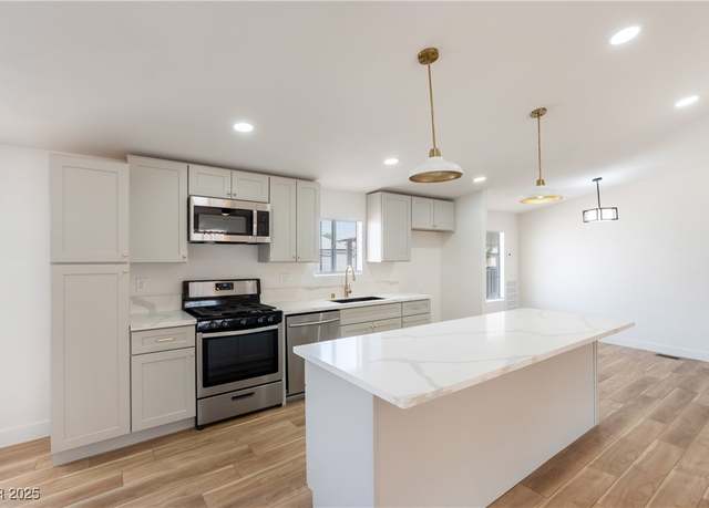 Property at 6045 Bluehill Ave, Las Vegas, NV 89156, 4 beds, 2 baths