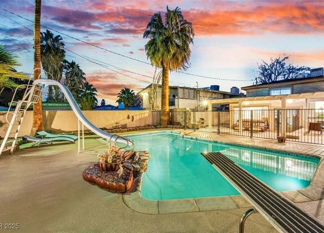 Property at 1904 S 16th St, Las Vegas, NV 89104, 5 beds, 4 baths