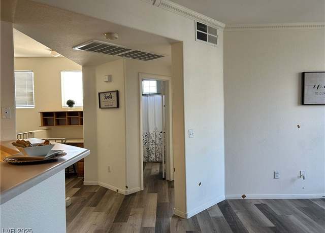 Property at 5855 Valley Dr #2092, North Las Vegas, NV 89031, 2 beds, 2 baths
