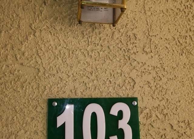 Property at 1501 Linnbaker Ln #103, Las Vegas, NV 89110, 3 beds, 2 baths
