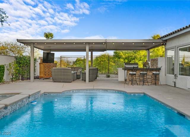 Property at 2886 Grande Valley Dr, Las Vegas, NV 89135, 3 beds, 2 baths