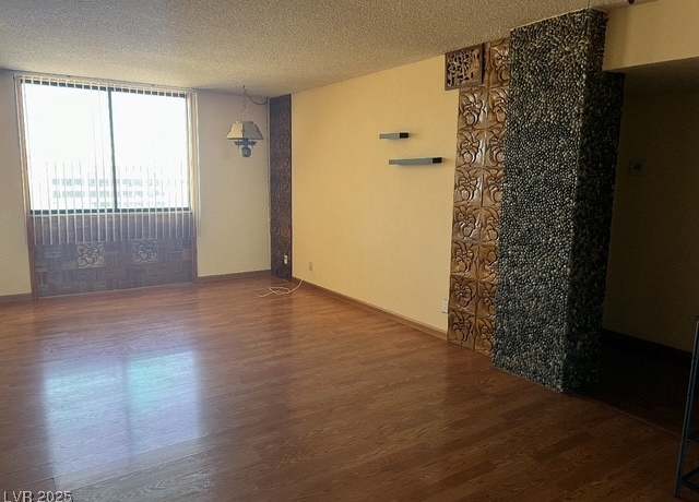 Property at 3930 University Center Dr #612, Las Vegas, NV 89119, 2 beds, 2 baths