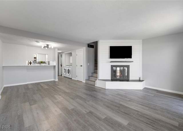 Property at 6442 Ironbark Ln, Las Vegas, NV 89107, 2 beds, 2.5 baths