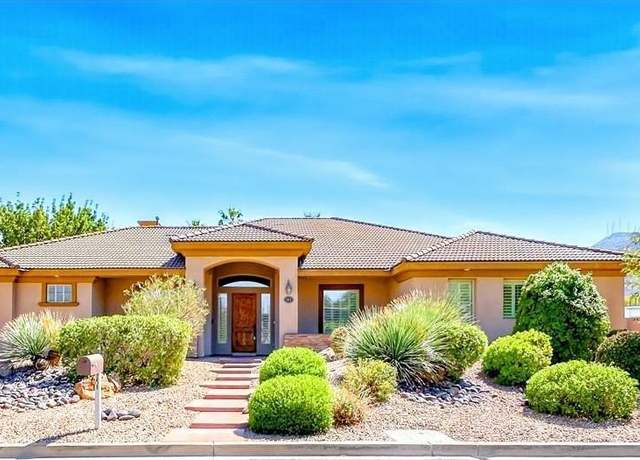 Property at 211 Viewmont Dr, Henderson, NV 89015, 4 beds, 3 baths