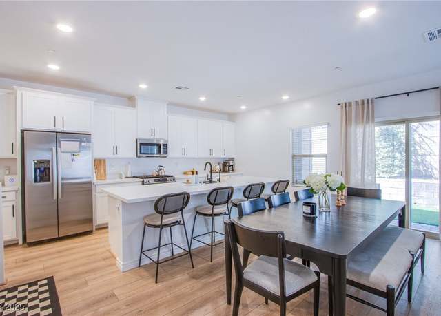 Property at 600 N Carriage Hill Dr #1152, Las Vegas, NV 89138, 3 beds, 2.5 baths