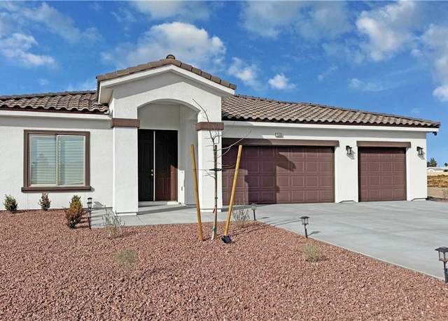 Property at 2560 Tahachapi Ave, Pahrump, NV 89048, 4 beds, 3 baths
