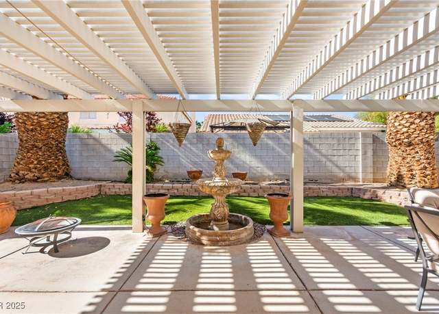 Property at 9522 Arrowhead Falls Ct, Las Vegas, NV 89148, 4 beds, 2.5 baths