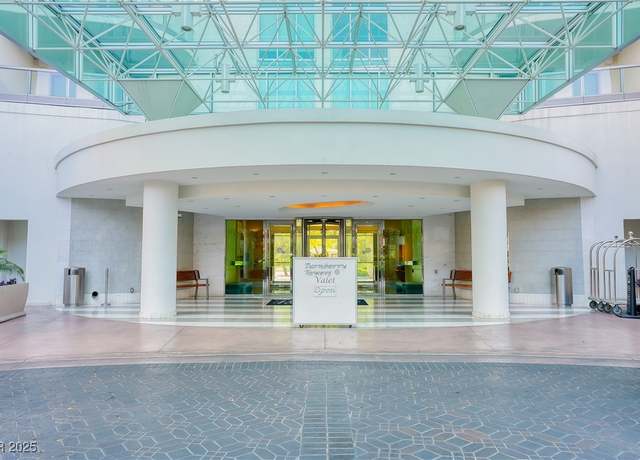 Property at 222 Karen Ave #2506, Las Vegas, NV 89109, 1 bed, 1.5 baths