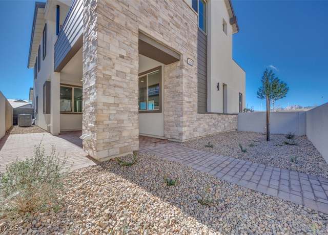 Property at 991 Golden Summit Ave, Las Vegas, NV 89138, 4 beds, 3 baths