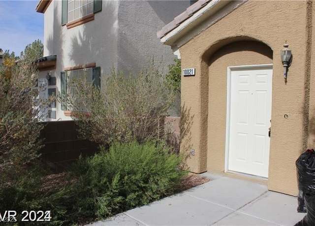 Property at 10021 Via Toro Ave, Las Vegas, NV 89117, 2 beds, 2.5 baths