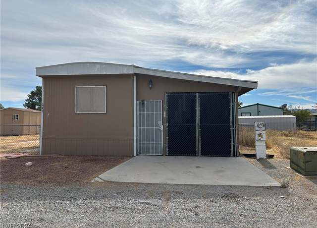 Property at 291 Greenwater St, Pahrump, NV 89048, 3 beds, 1.5 baths