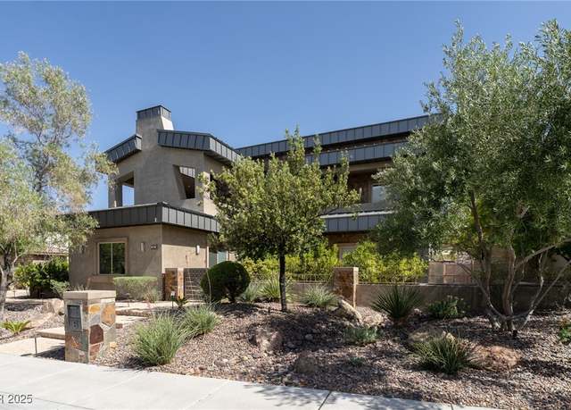 Property at 6 Yorkridge Ct, Henderson, NV 89052, 5 beds, 5.5 baths