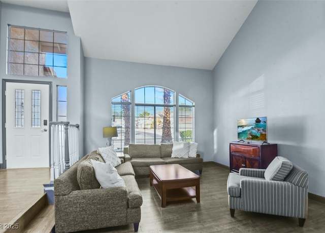 Property at 9709 Terrace Green Ave, Las Vegas, NV 89117, 3 beds, 2.5 baths