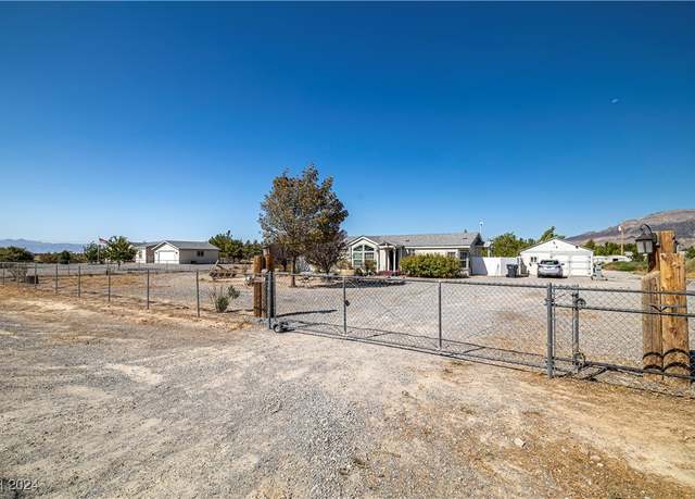 Property at 5120 Michelle Ave, Pahrump, NV 89060, 2 beds, 2 baths