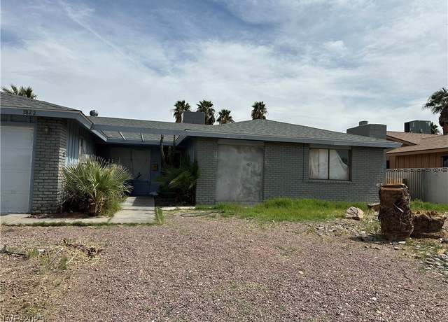 Property at 3822 Don Carlos Dr, Las Vegas, NV 89121, 4 beds, 2 baths