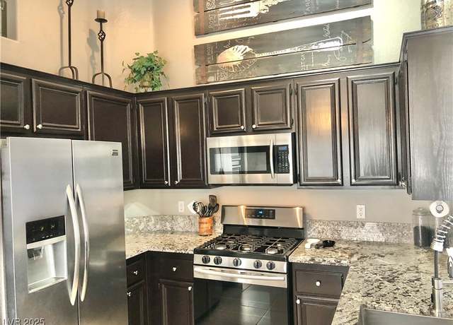 Property at 3329 Hidden Ridge St, Las Vegas, NV 89129, 3 beds, 2 baths