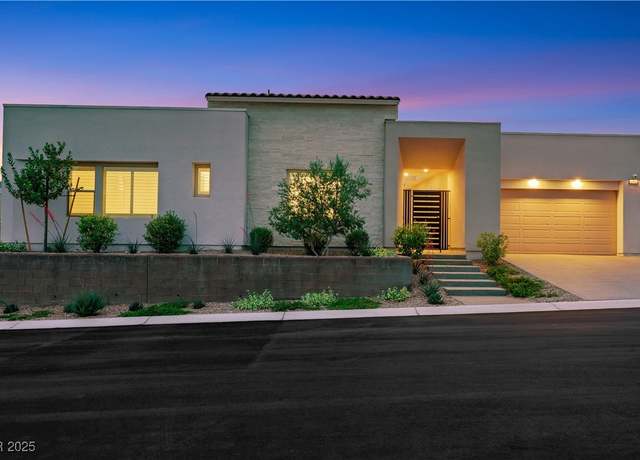 Property at 11895 Skyline Arch Ct, Las Vegas, NV 89138, 4 beds, 4.5 baths