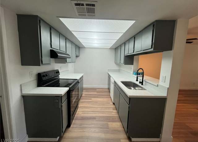 Property at 3585 Arville St Unit 403A, Las Vegas, NV 89103, 3 beds, 2 baths