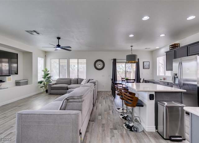 Property at 2929 Salado Creek Ave, North Las Vegas, NV 89081, 4 beds, 3 baths