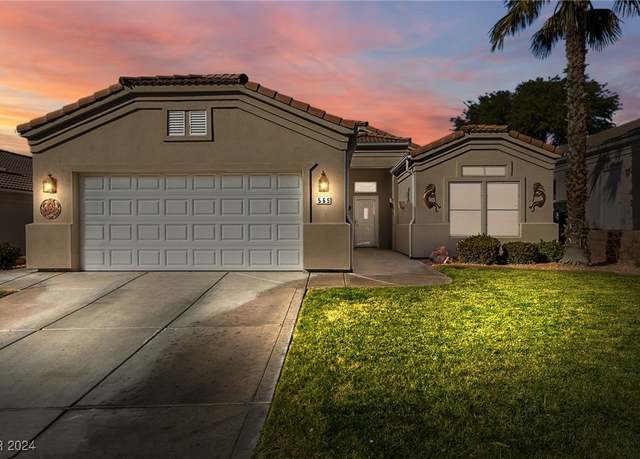 Property at 565 Fairways Dr, Mesquite, NV 89027, 3 beds, 2 baths