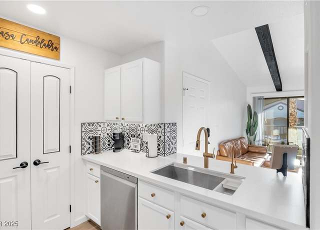 Property at 950 Seven Hills Dr #2825, Henderson, NV 89052, 1 bed, 1 bath