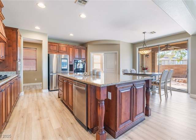 Property at 1059 Via Saint Lucia Pl, Henderson, NV 89011, 4 beds, 3.5 baths